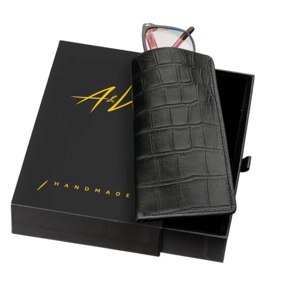 Real Calfskin Eyewear Cover – Alligator Embossed Leather - Dark Green - Picture 2 of 3